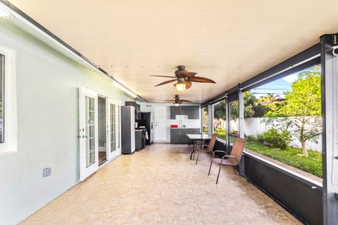 Tiny photo for 4040 NE 6th Avenue, Deerfield Beach, FL 33064 (MLS # B26015050)
