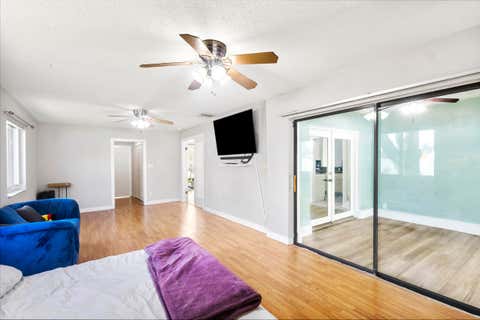 Tiny photo for 4040 NE 6th Avenue, Deerfield Beach, FL 33064 (MLS # B26015050)
