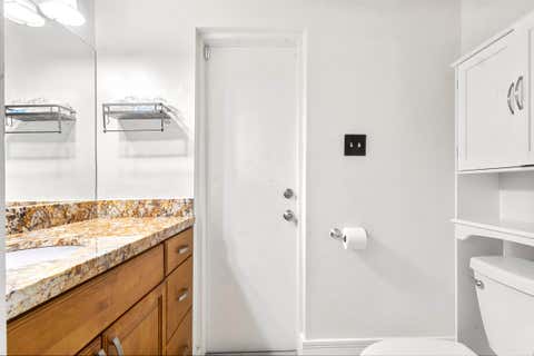 Tiny photo for 4040 NE 6th Avenue, Deerfield Beach, FL 33064 (MLS # B26015050)