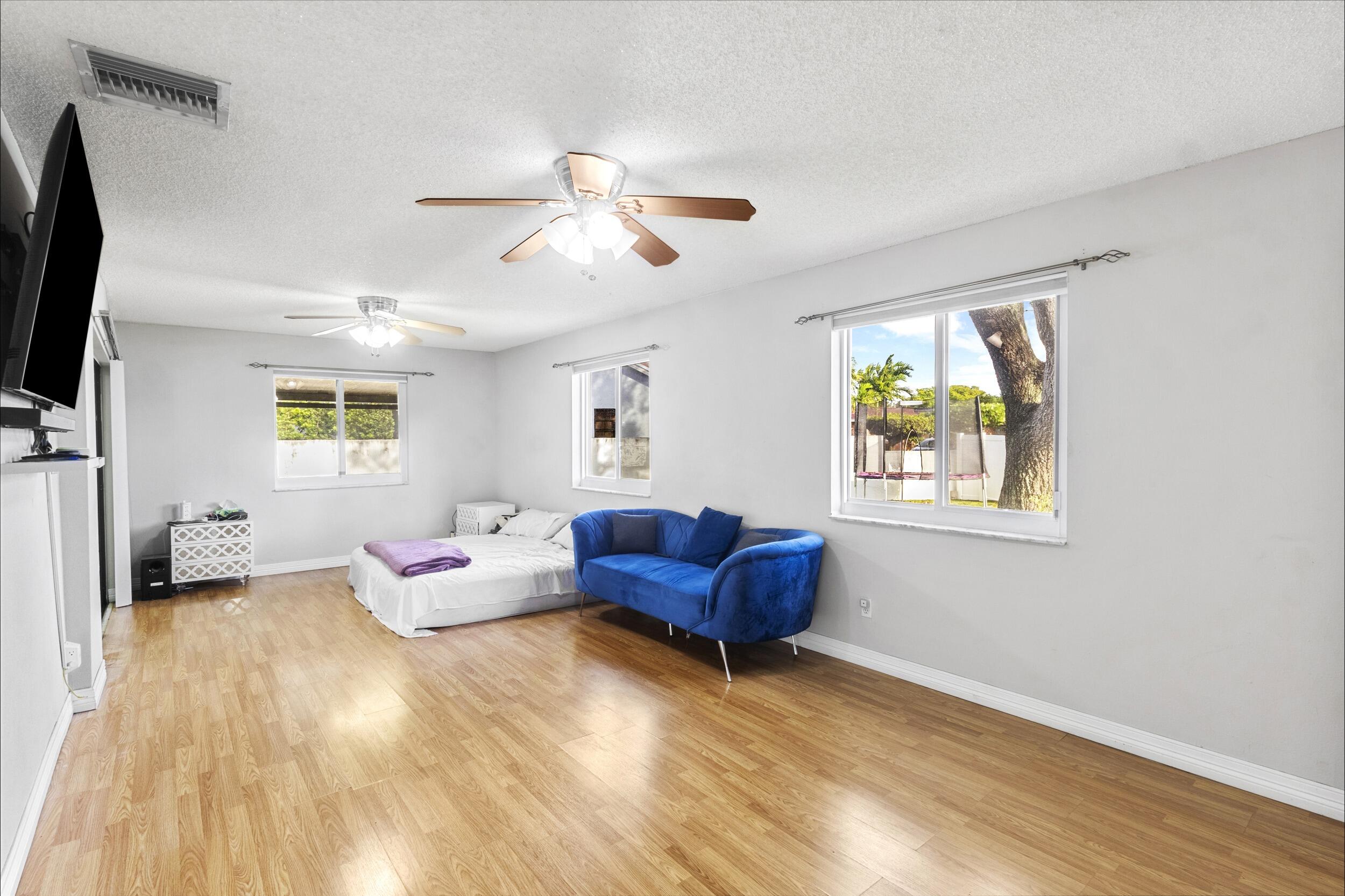 TALLMAN PINES - Residential