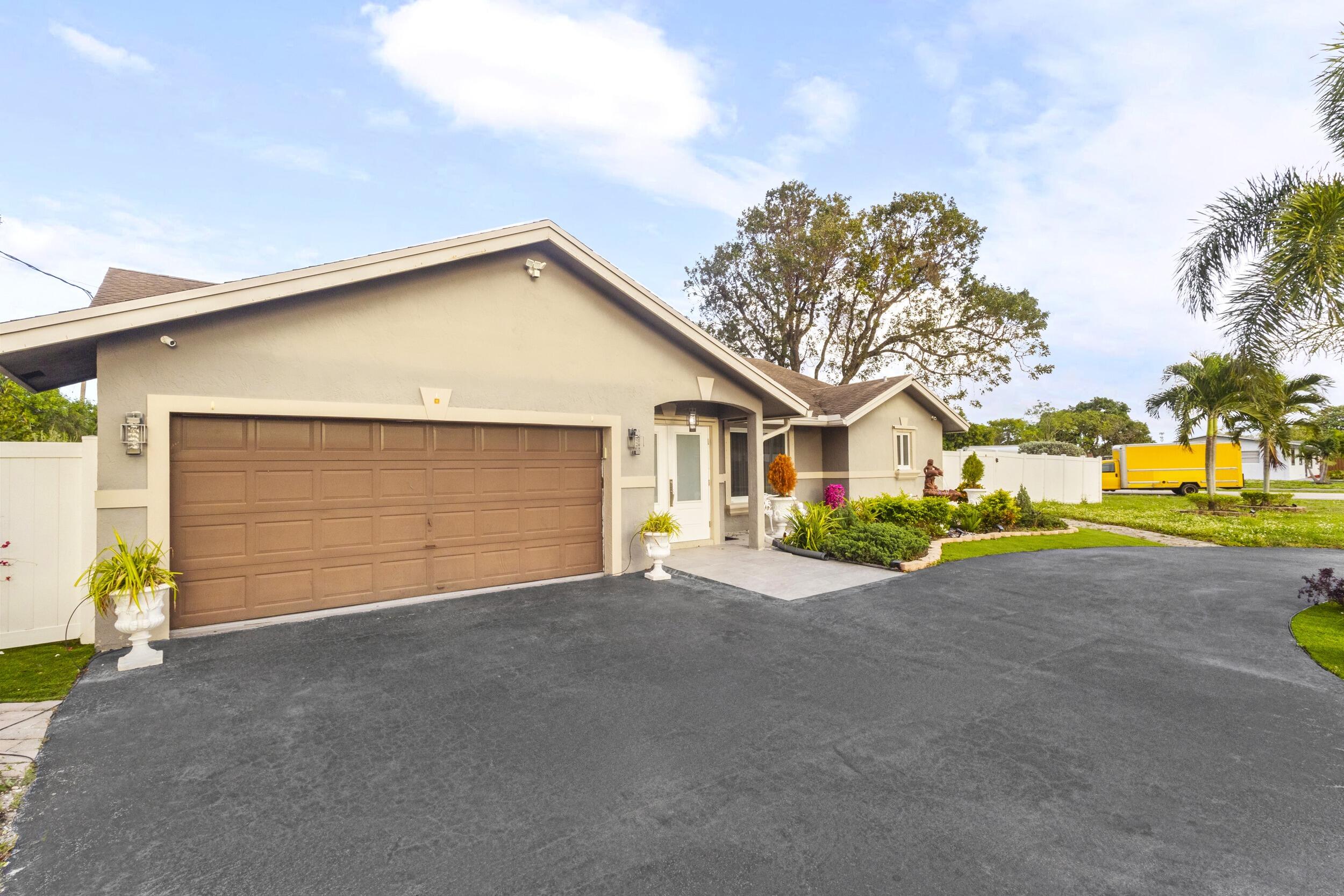 TALLMAN PINES - Residential