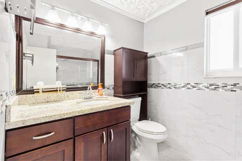 Tiny photo for 4040 NE 6th Avenue, Deerfield Beach, FL 33064 (MLS # B26015050)