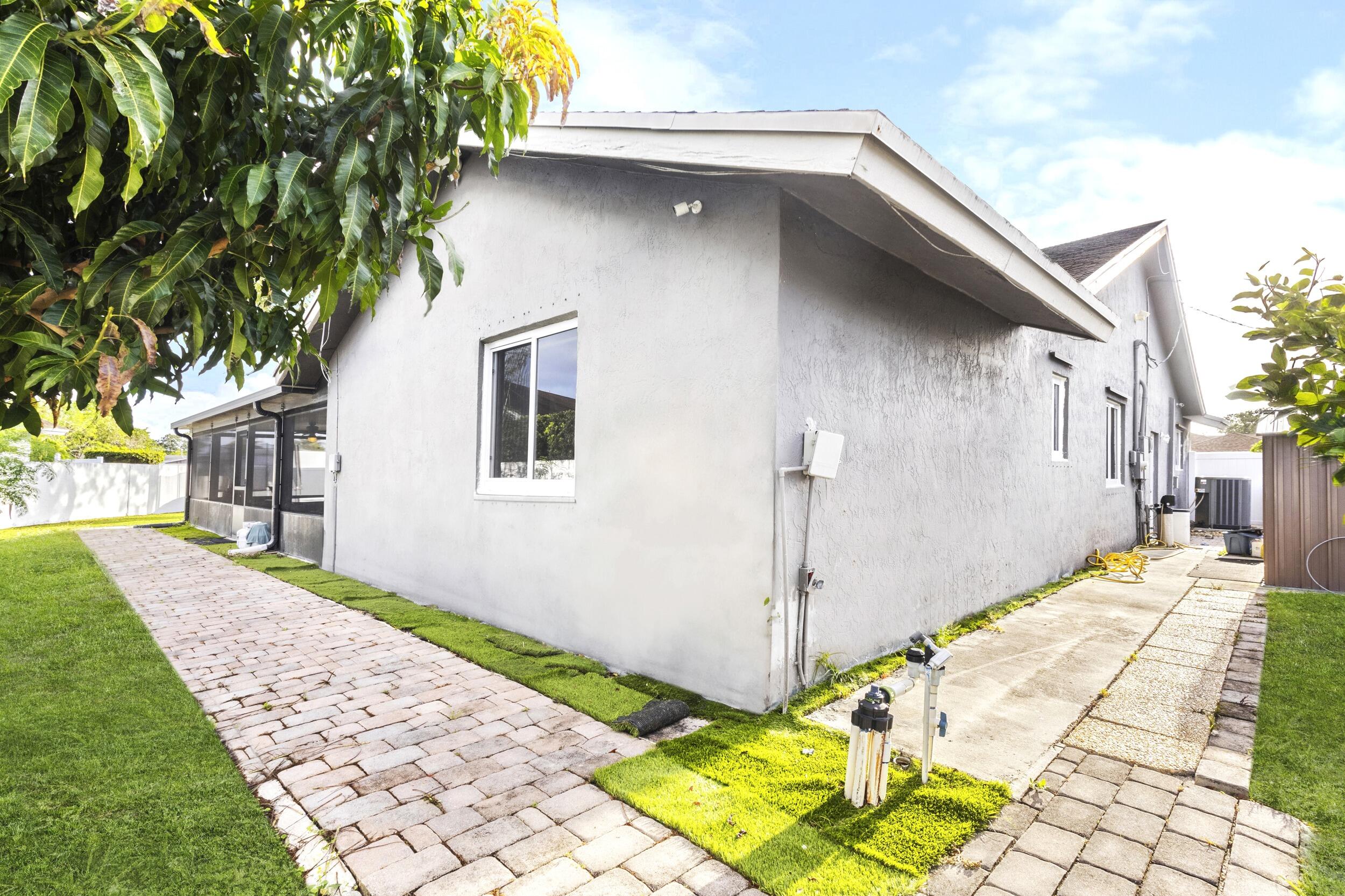 TALLMAN PINES - Residential