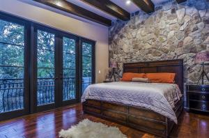 MAPLEWOOD - Residential