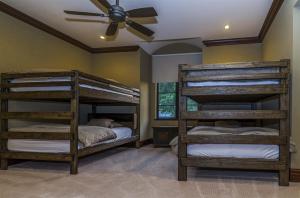 MAPLEWOOD - Residential