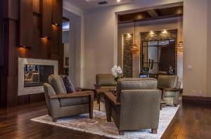 MAPLEWOOD - Residential