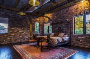 MAPLEWOOD - Residential