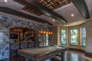 MAPLEWOOD - Residential