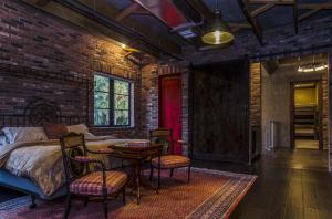 MAPLEWOOD - Residential