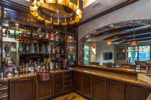 MAPLEWOOD - Residential