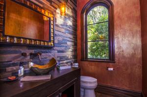 MAPLEWOOD - Residential