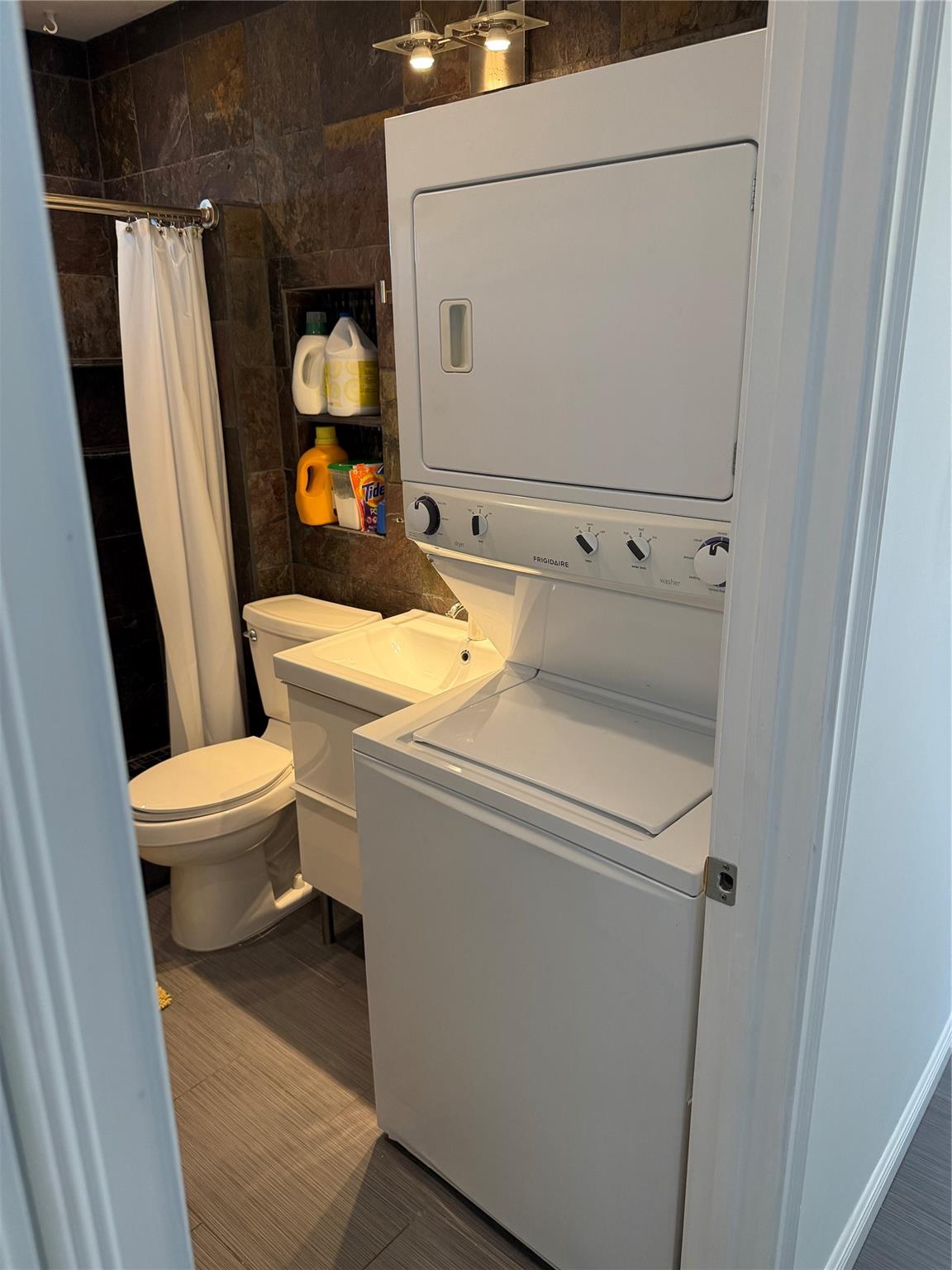 Progresso 2-18 D - Residential Lease