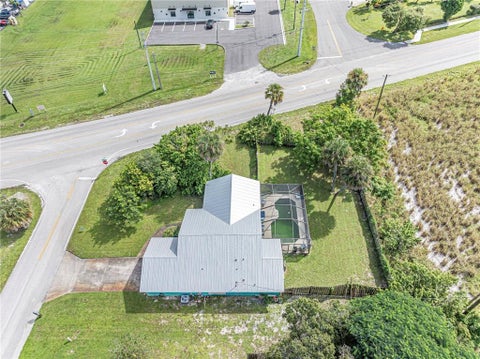 Tiny photo for 795 4TH Lane, Vero Beach, FL 32962 (MLS # B26089786)