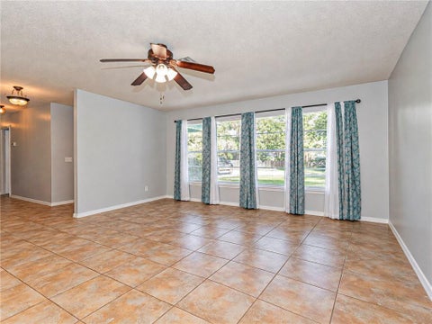 Tiny photo for 795 4TH Lane, Vero Beach, FL 32962 (MLS # B26089786)