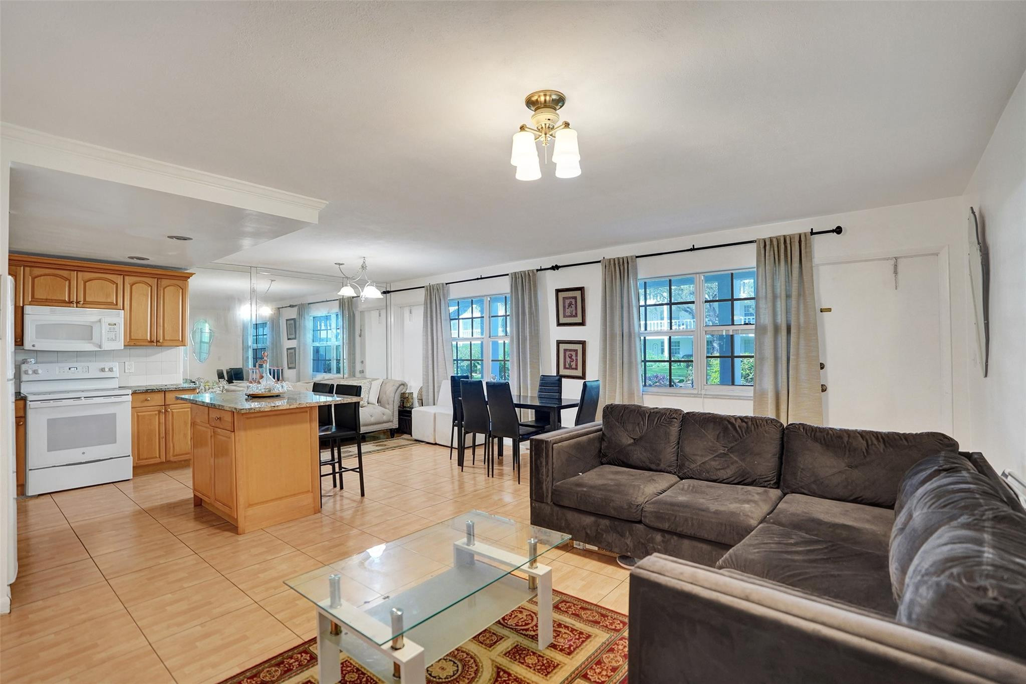 MAYBURY MANSIONS - Residential