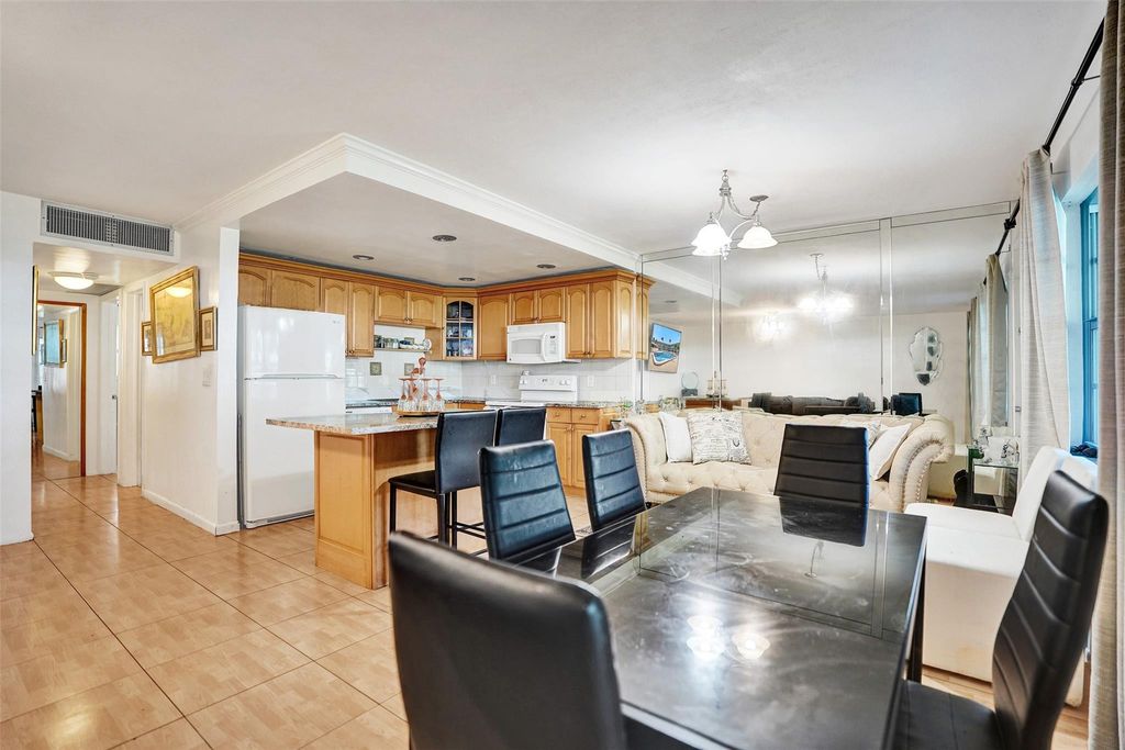 Photo of 5208 NE 24th Terrace #F118, Fort Lauderdale, FL 33308 (MLS # F10556367)