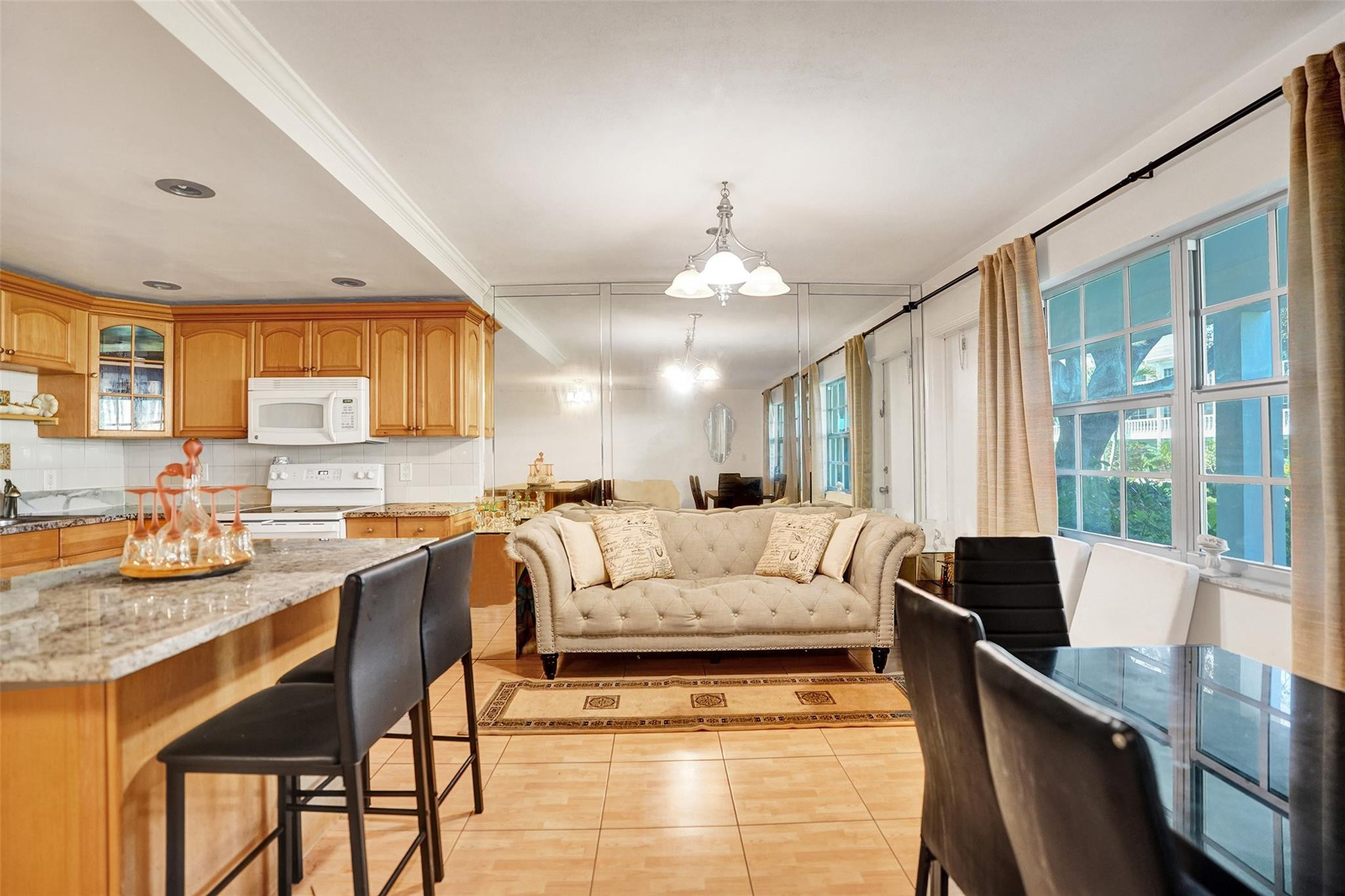 MAYBURY MANSIONS - Residential