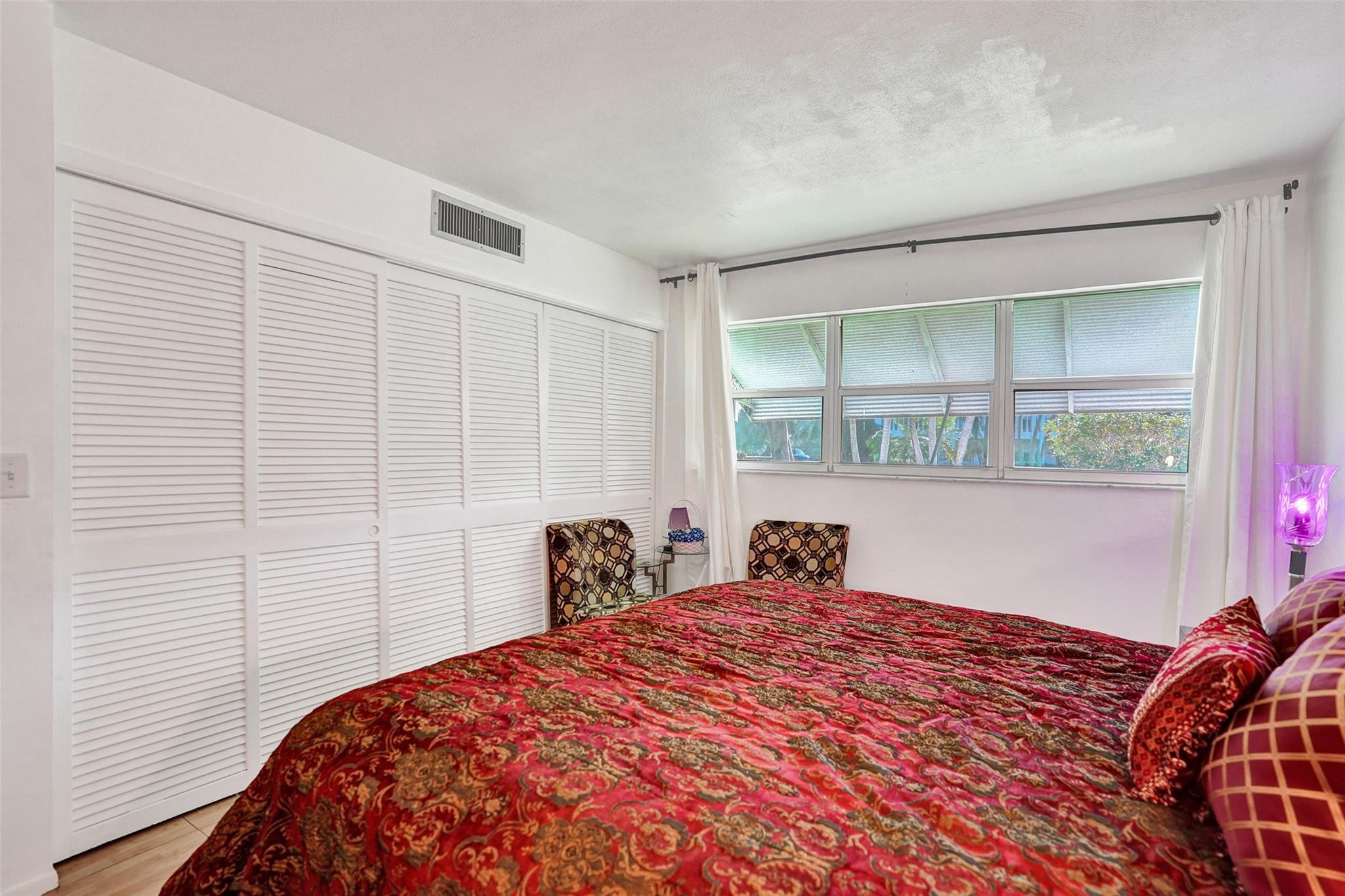 MAYBURY MANSIONS - Residential