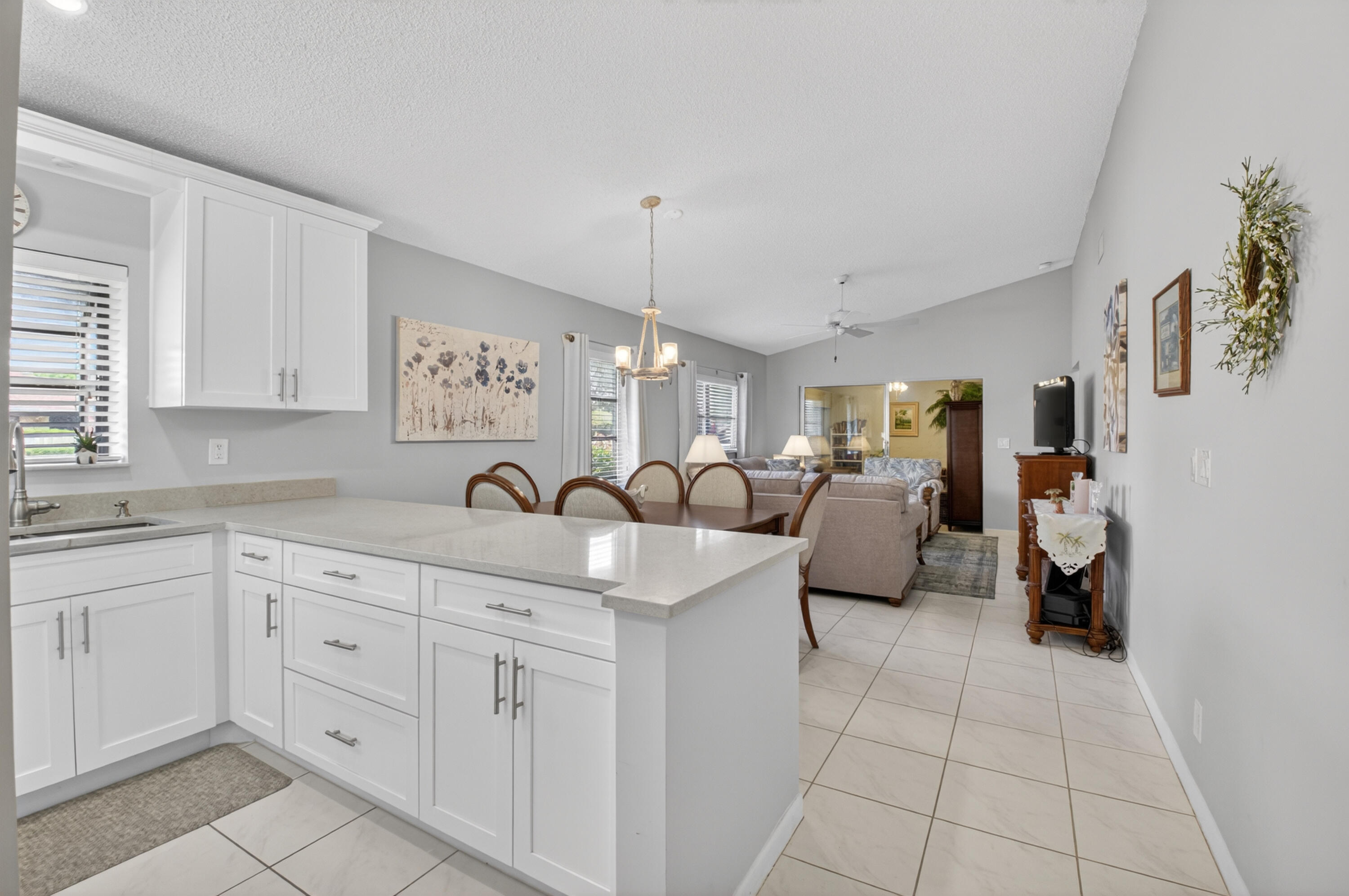 WHISPER WALK SEC C CONDO - Residential
