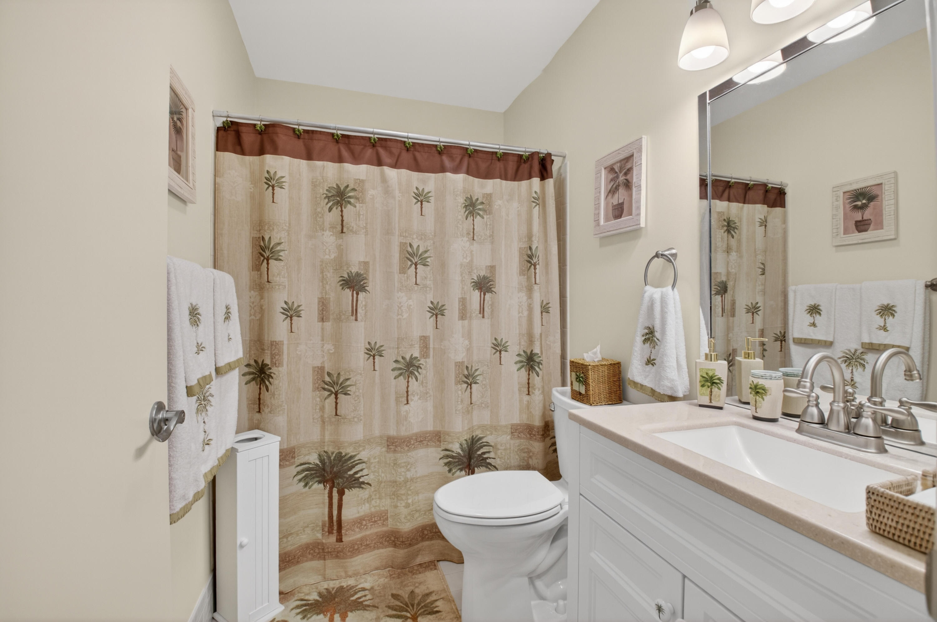 WHISPER WALK SEC C CONDO - Residential