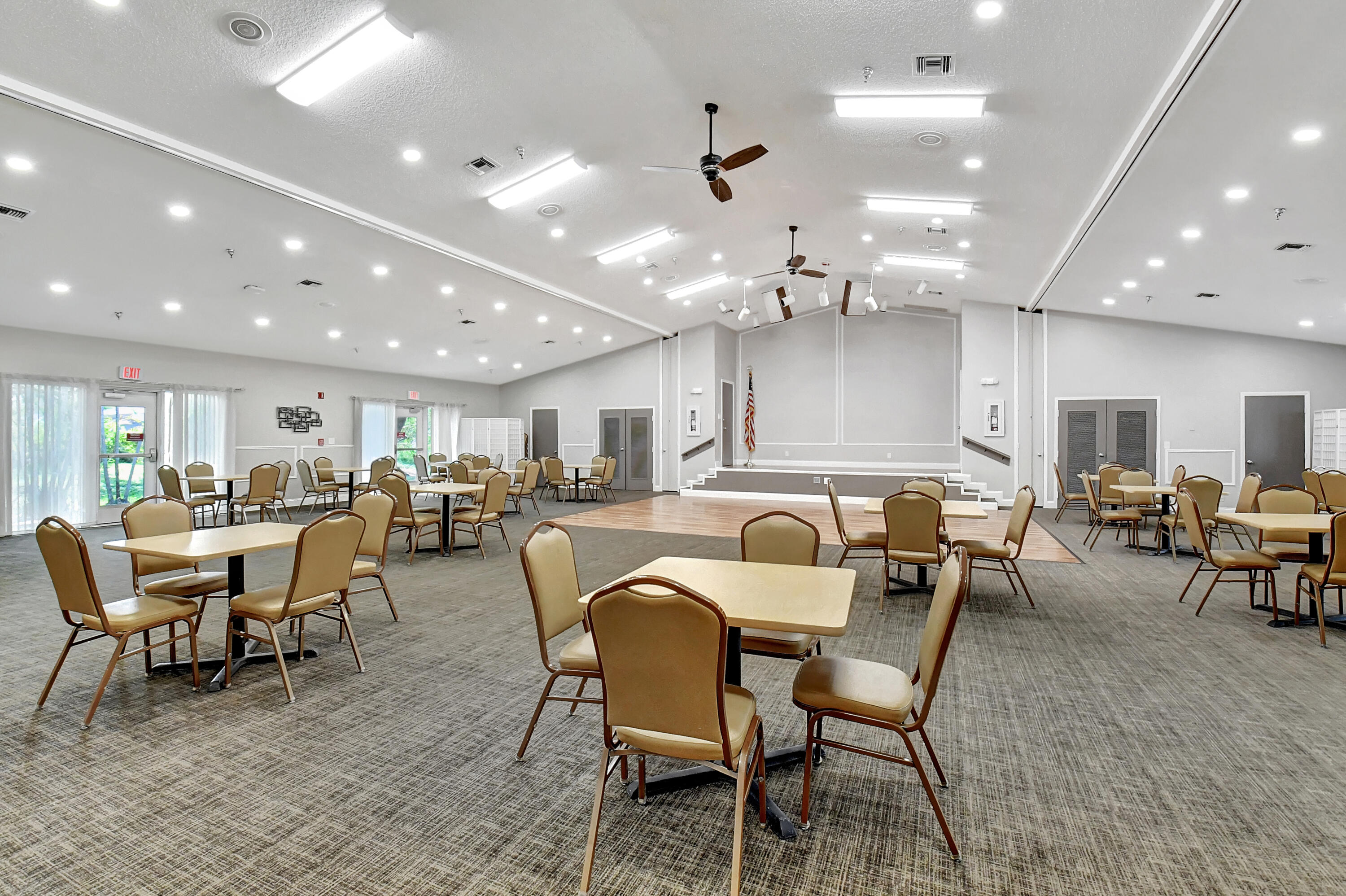 WHISPER WALK SEC C CONDO - Residential