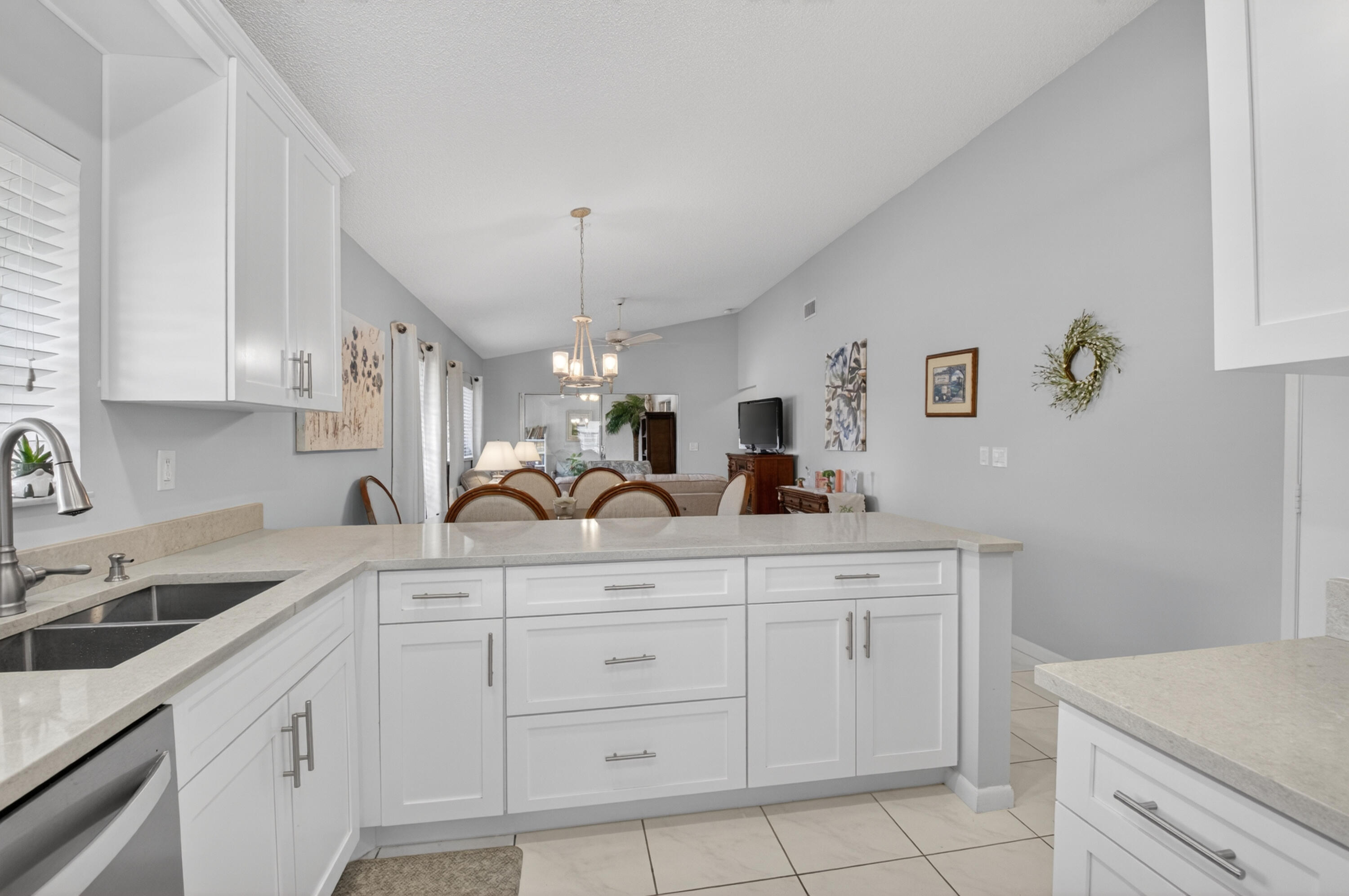 WHISPER WALK SEC C CONDO - Residential