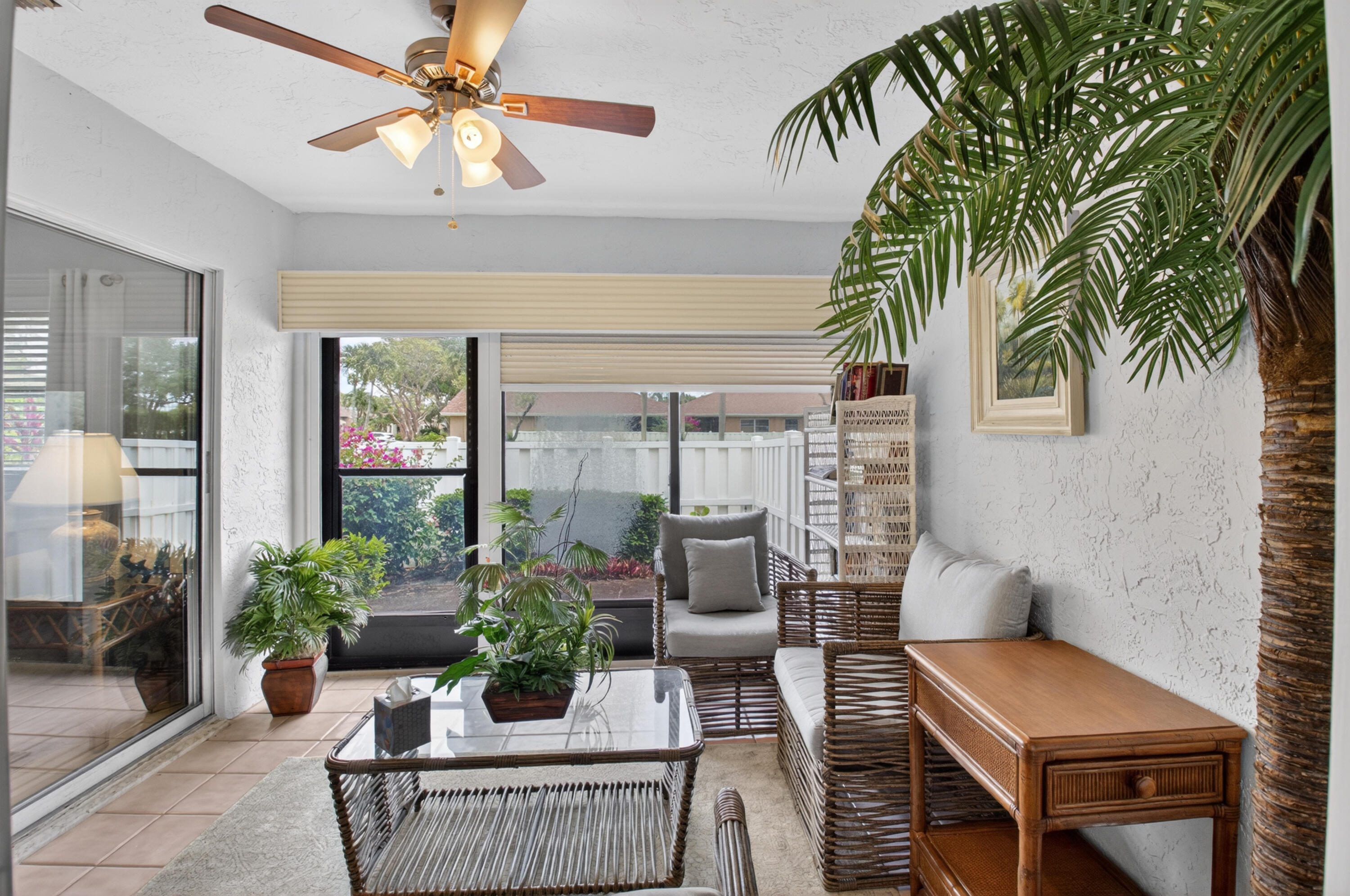 WHISPER WALK SEC C CONDO - Residential