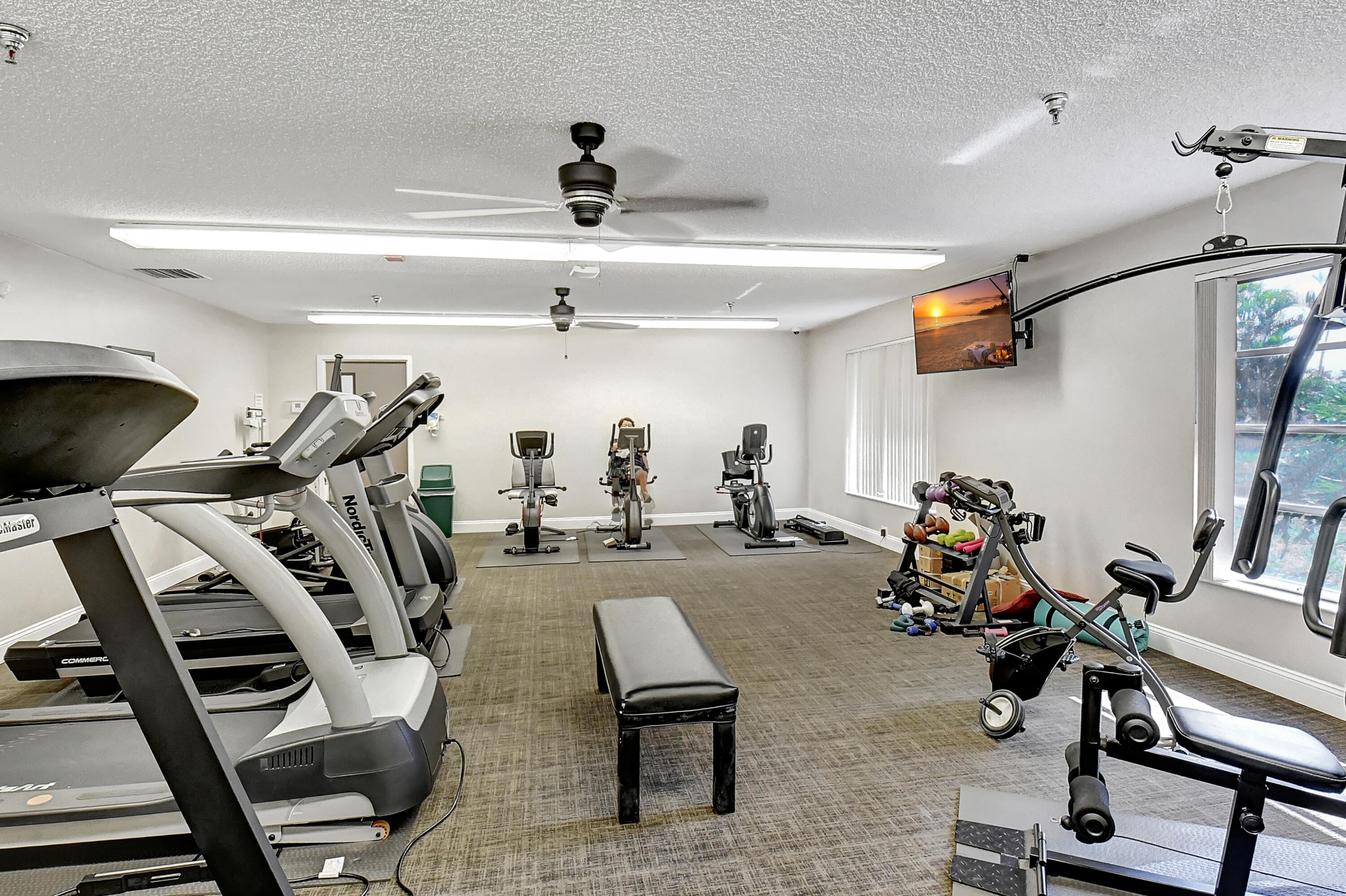 WHISPER WALK SEC C CONDO - Residential
