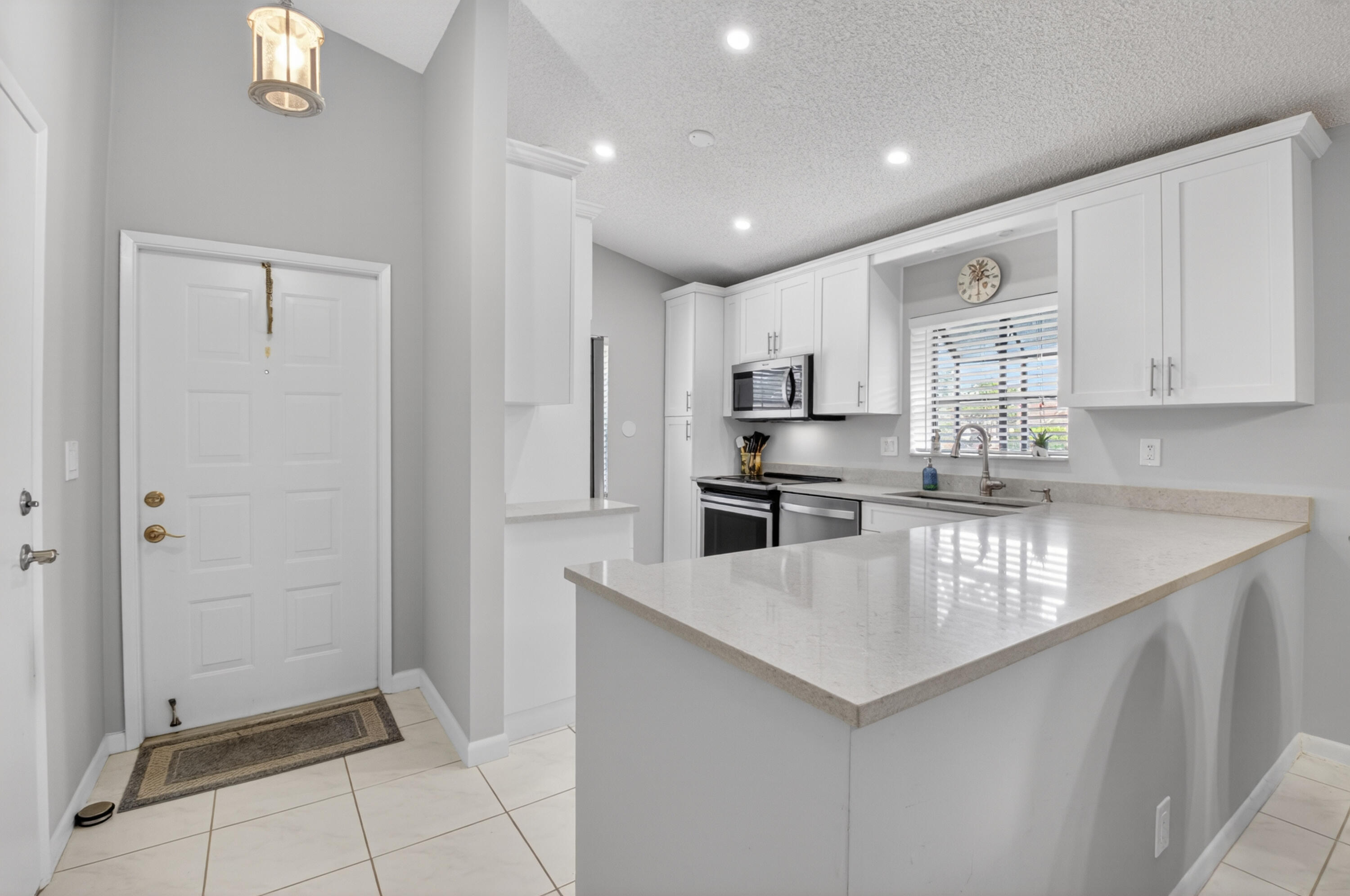 WHISPER WALK SEC C CONDO - Residential