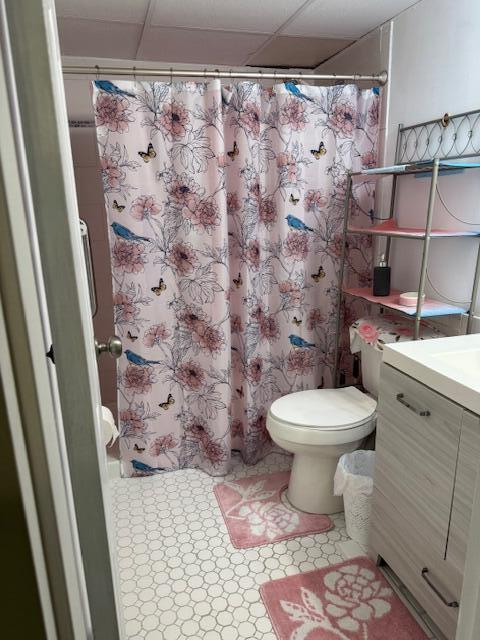 ORIOLE GOLF & TENNIS CLUB CONDO - Residential