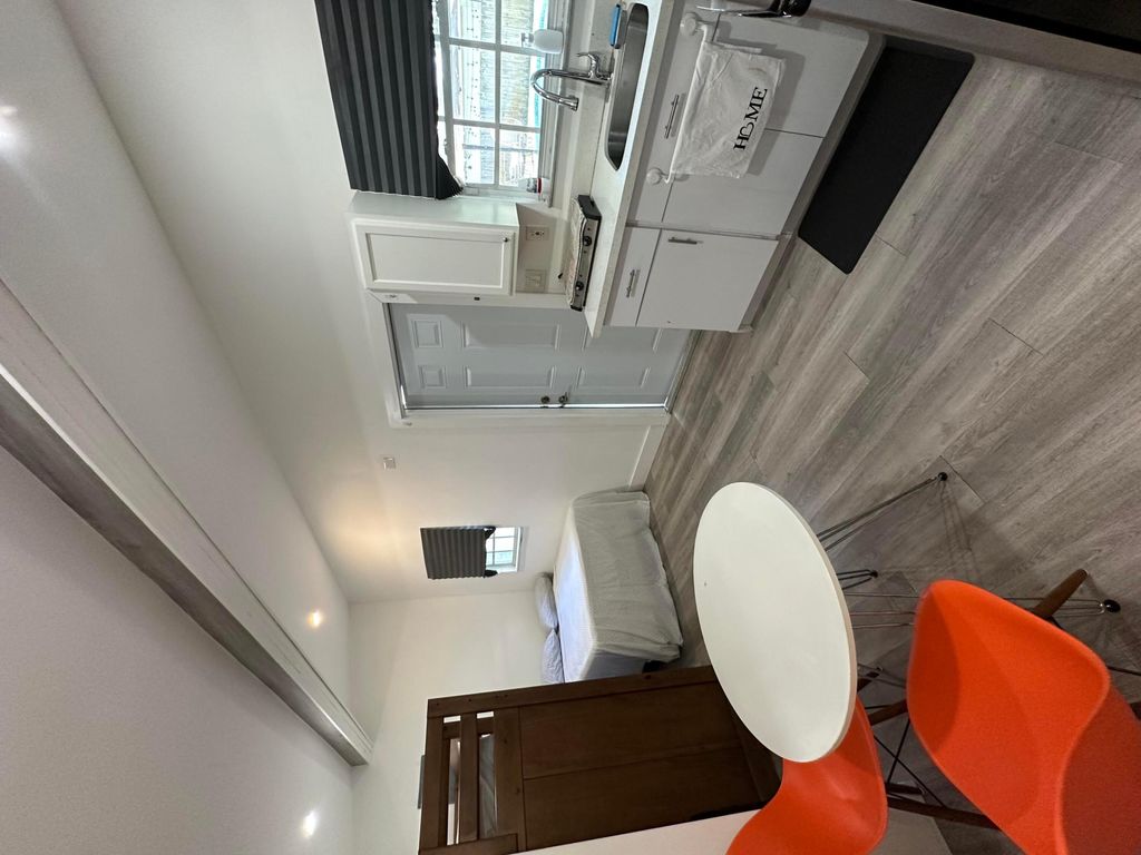 Photo of 340 N 70th Terrace #B, Hollywood, FL 33024 (MLS # B26032412)