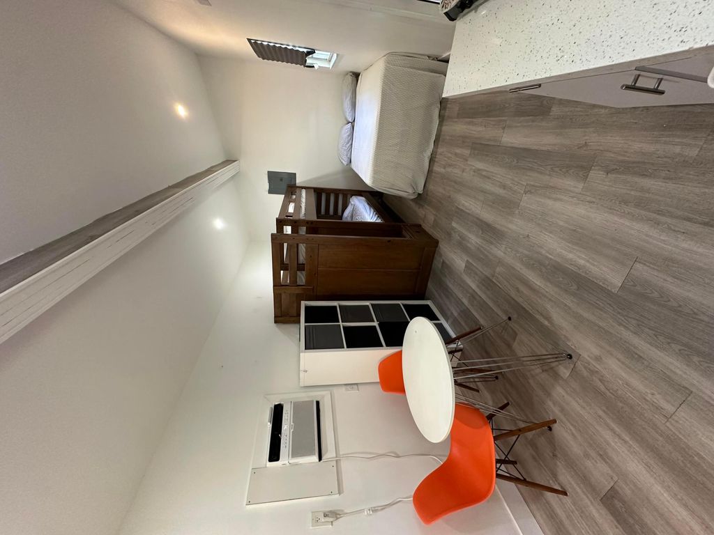 Photo of 340 N 70th Terrace #B, Hollywood, FL 33024 (MLS # B26032412)
