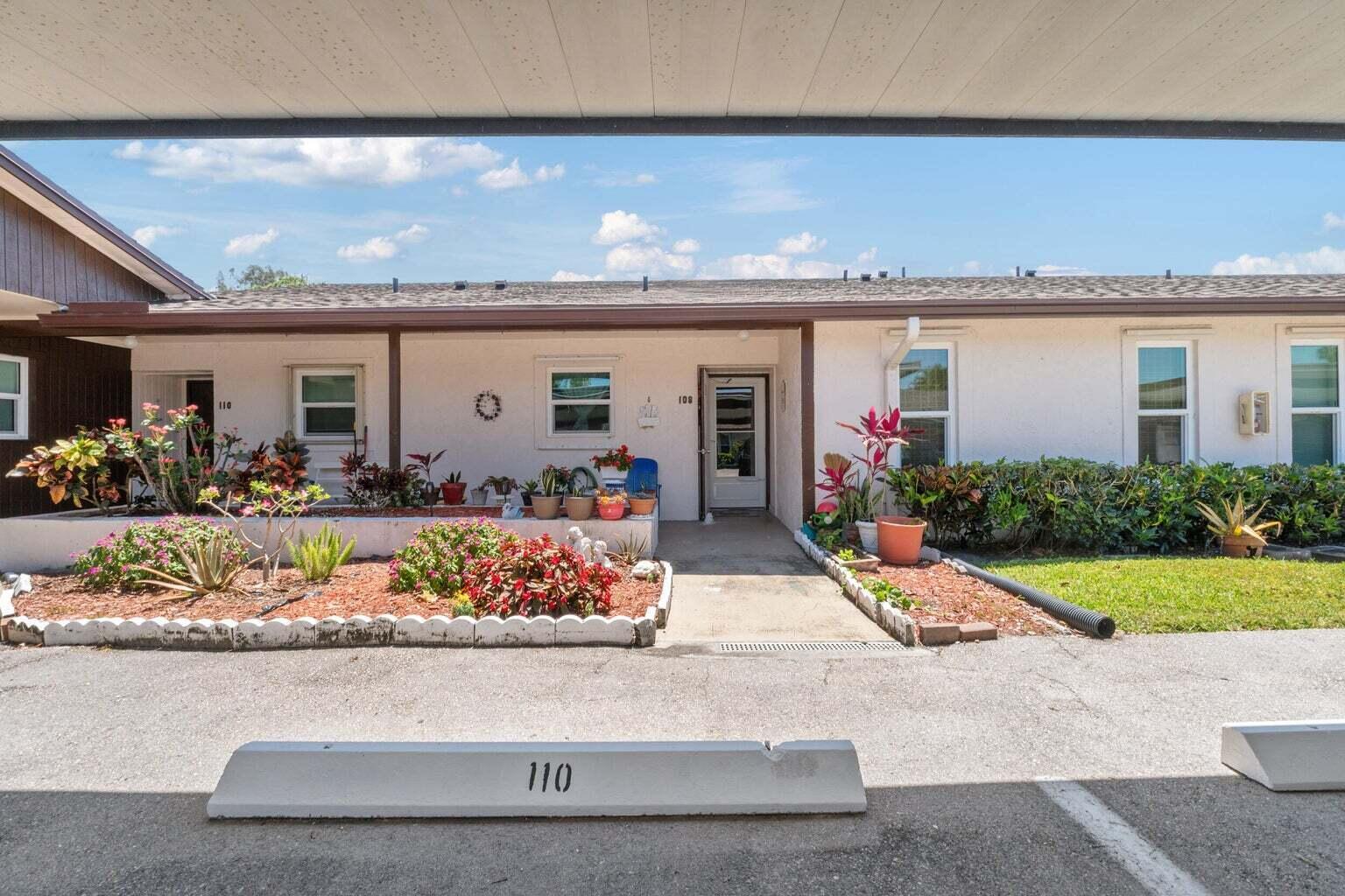 ON SITE PUBLIC AUCTION TO BE HELD ON SATURDAY AUGUST N 16TH AT 11AM PREVIEW OF PROPERTY TO BEGIN AT 10:30 AM AUCTION MORNING. 2 BED 2 BATH CONCRETE BLOCK CONDO. HOME IS MOVE IN READY WITH NO WORK NEEDED. HOME IS LOCATED CLOSE TO COVE RD AND ENTRANCE TO COMPLEX IS LOCATED OFF US1. HOW TO BUY AT AUCTION? THIS PROPERTY IS TO BE SOLD BY AUCTION AND SHALL BE CONDUCTED ON SITE AT THE PROPERTY AND SOLD TO THE HIGHEST BIDDER. BIDDER MUST HAVE DRIVERS LICENSE OR OTHER STATE ISSUED ID AND A 10% BUYERS PREMIUM IS DUE DAY OF SALE. CLOSING TO BE SET 30 DAYS AFTER. WE GUARANTEE CLEAR TITLE, NO LIENS NO BACK TAXES OR HOA DUES. CLOSING COMPANY PROVIDES TITLE INSURANCE, DEED AND DOC PREP.