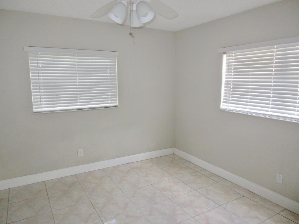 OAKLAND ESTATES 3RD SEC - Residential