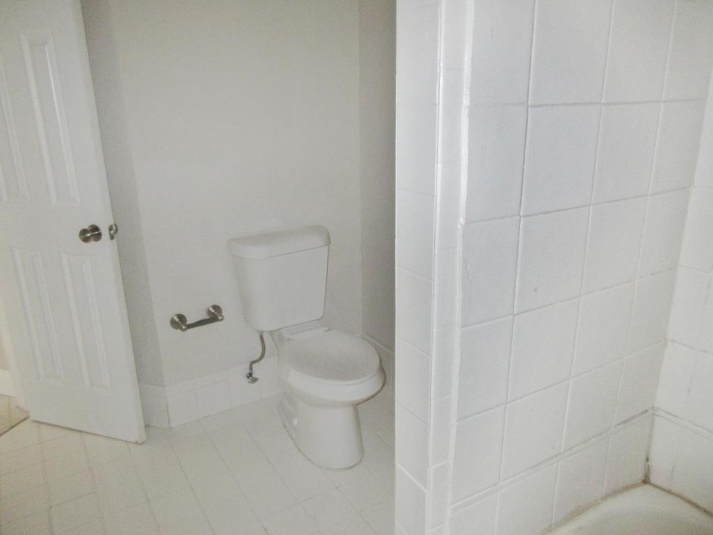 OAKLAND ESTATES 3RD SEC - Residential