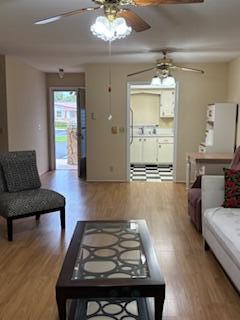 CRESTHAVEN VILLAS CONDO 19 - Residential