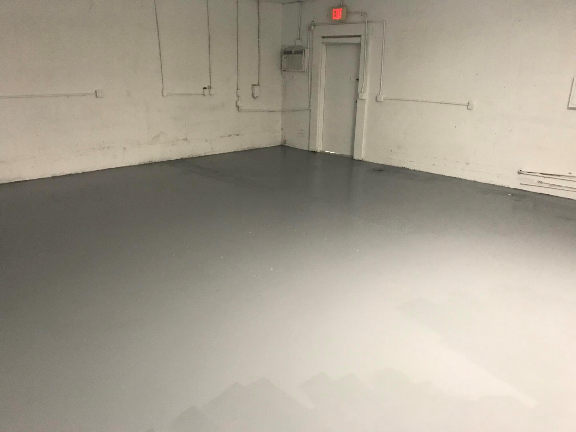 End cap, office/warehouse space, newly renovated