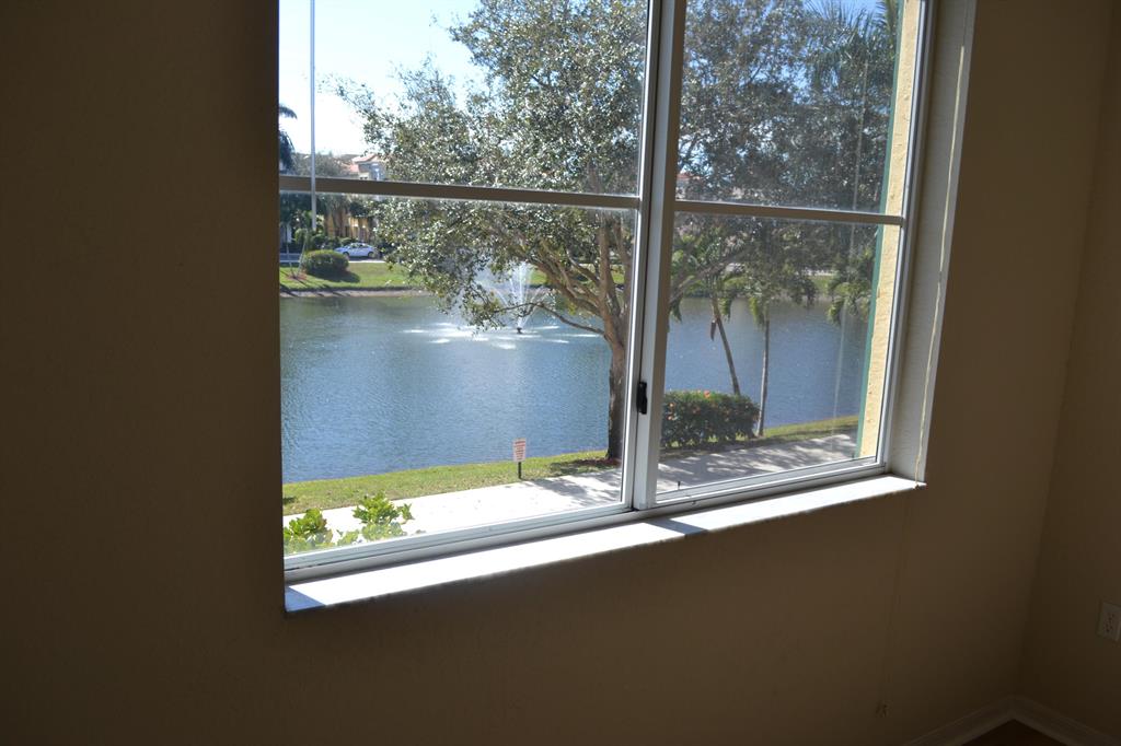 RESIDENCES AT LEGACY PLACE CONDO - Residential Lease