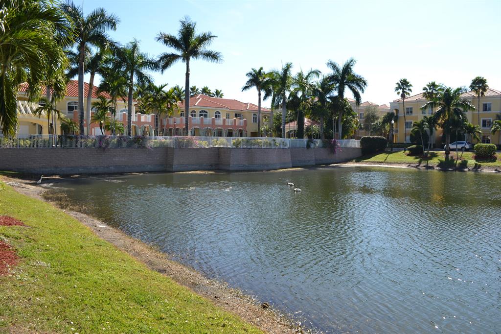 RESIDENCES AT LEGACY PLACE CONDO - Residential Lease