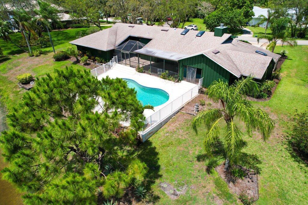 5297 SW Anhinga Avenue