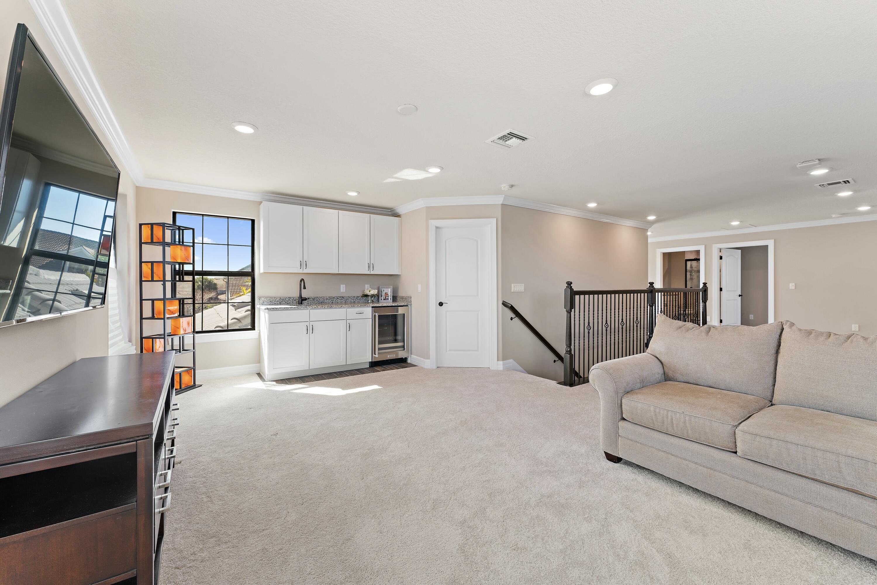 SONOMA ISLES - Residential