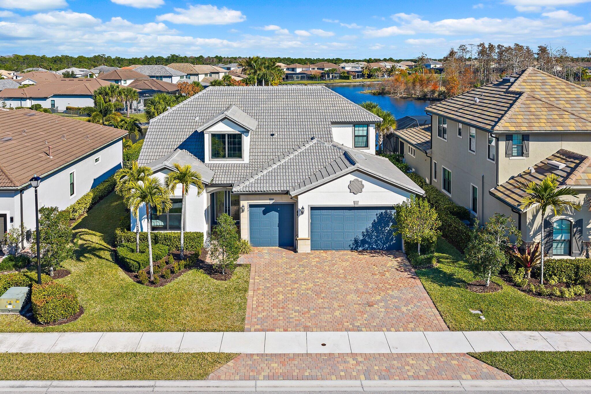 SONOMA ISLES - Residential