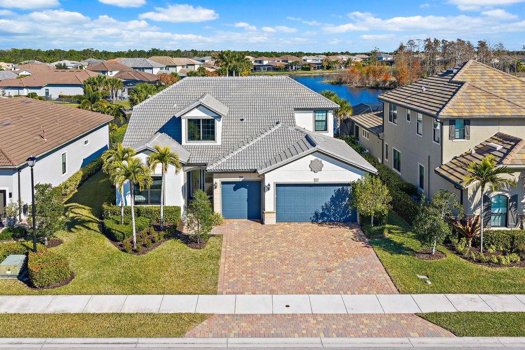 Photo of 125 Indigo River Point, Jupiter, FL 33478 (MLS # R11164907)