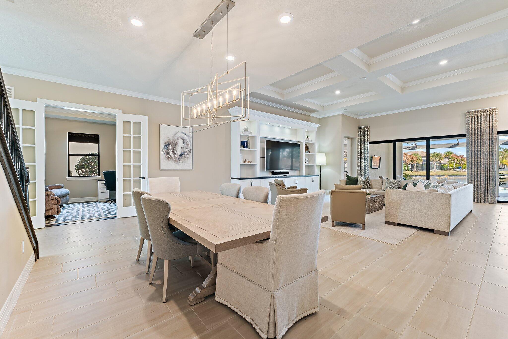 SONOMA ISLES - Residential