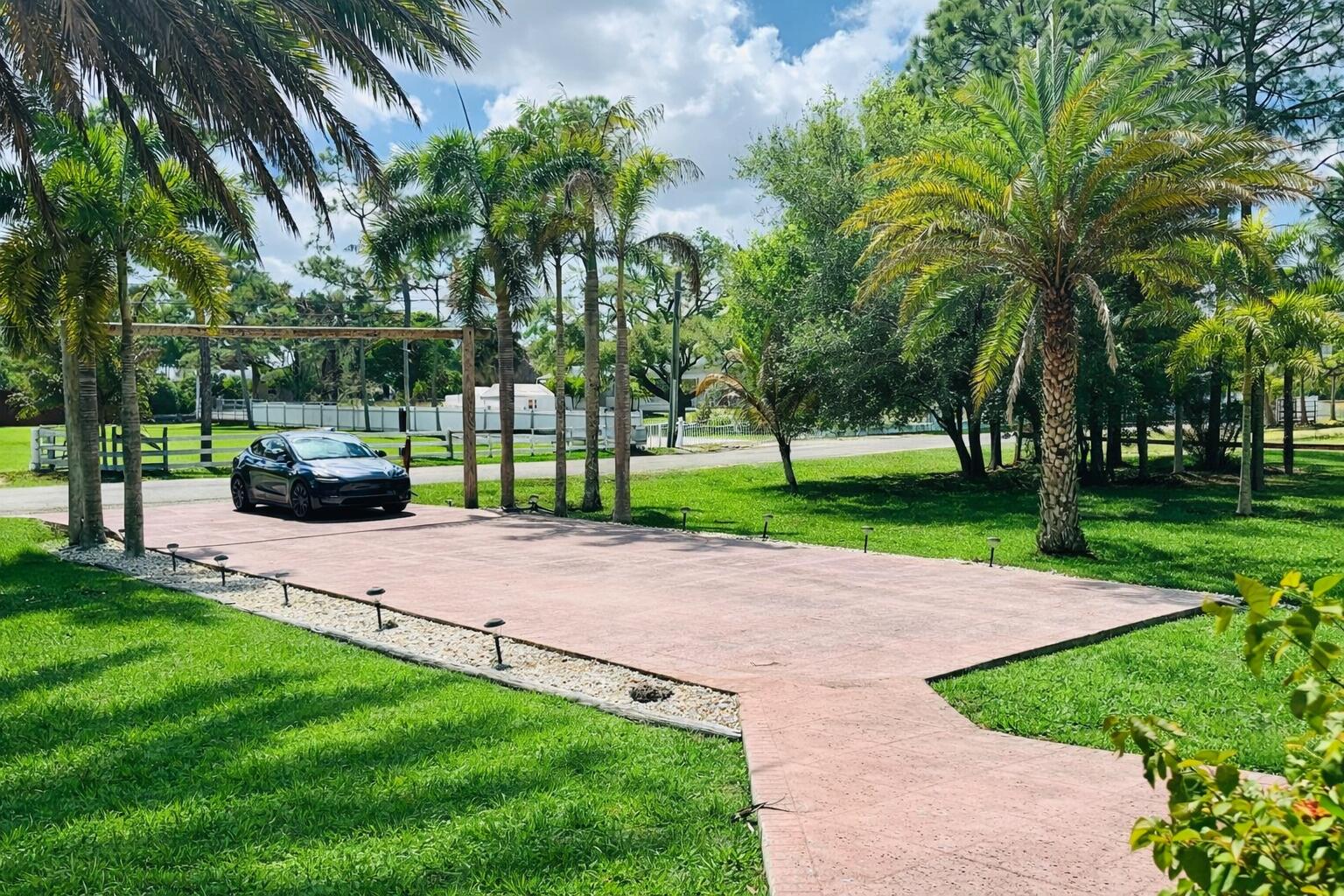 The Acreage - Residential Lease