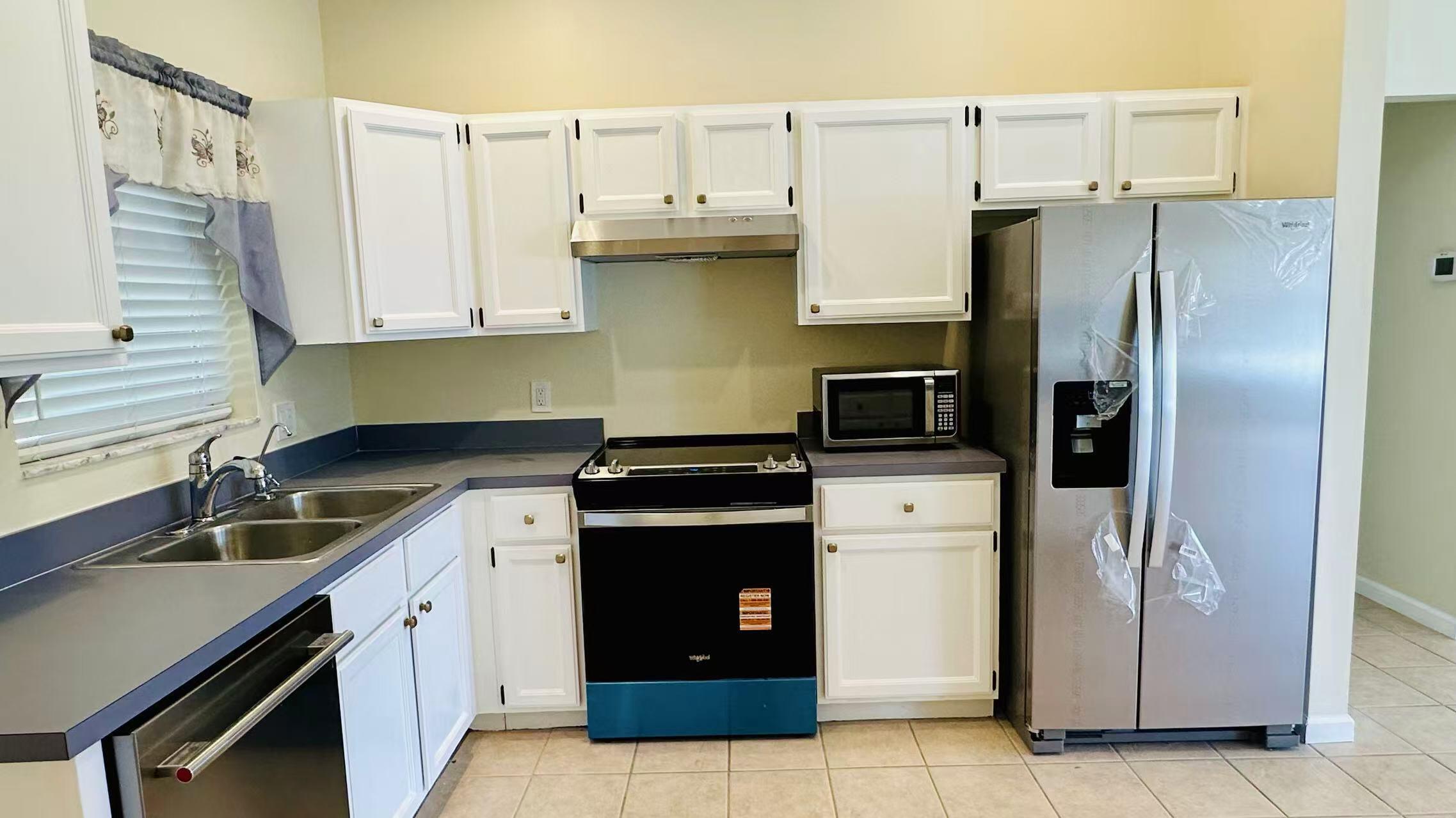 The Acreage - Residential Lease