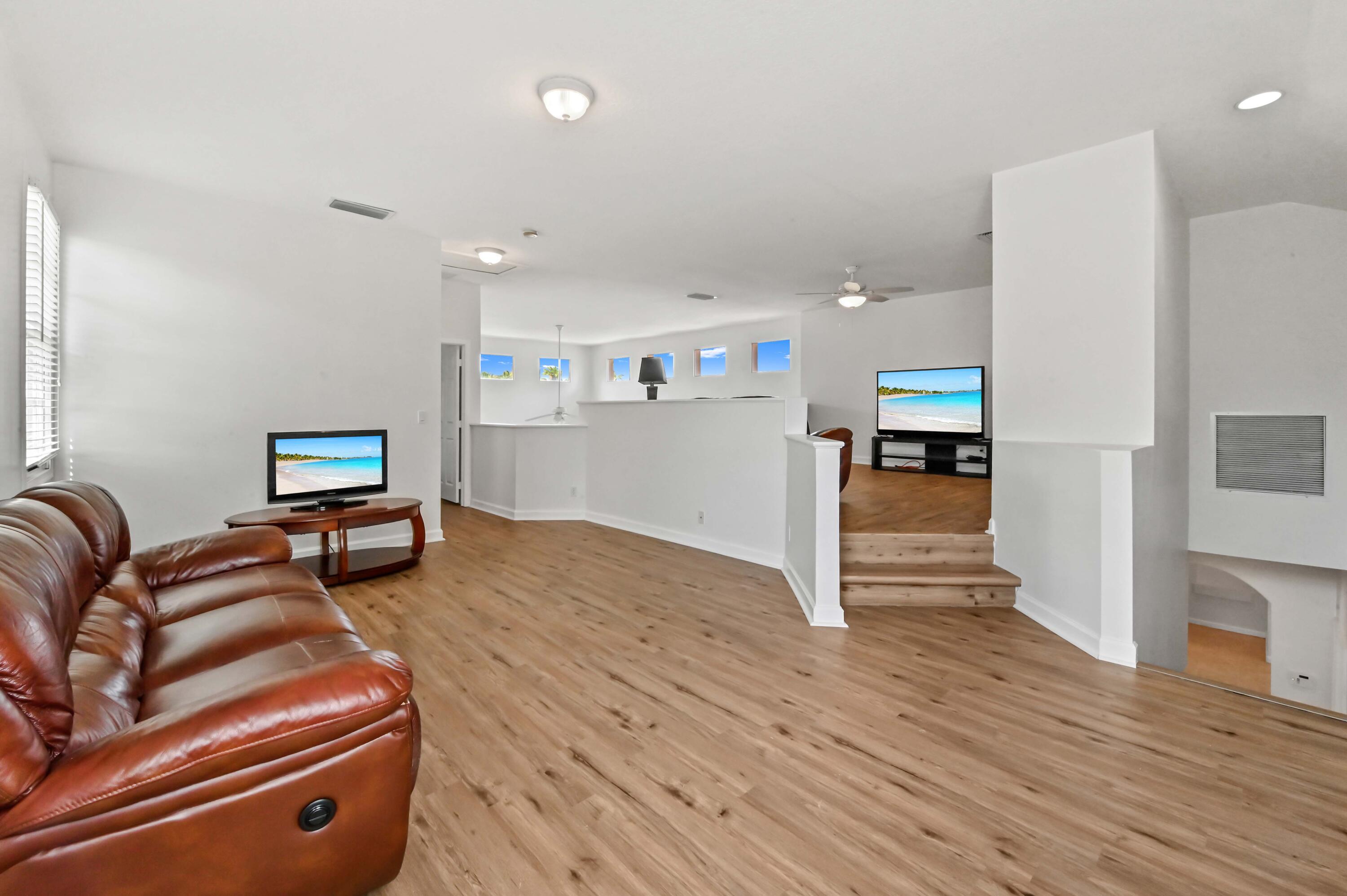 HAMILTON BAY - Residential