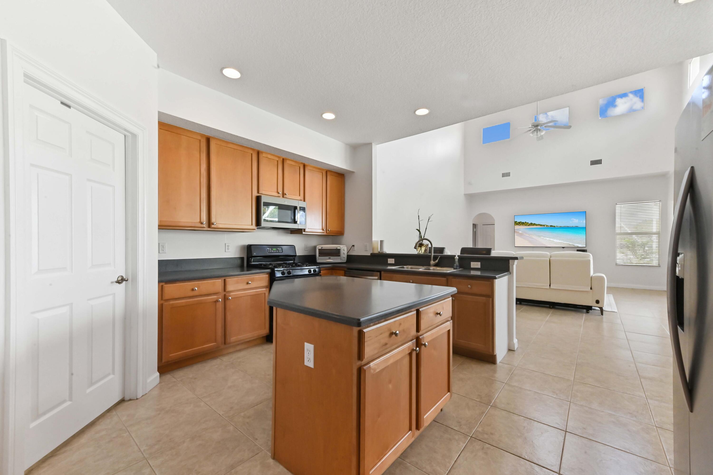 HAMILTON BAY - Residential