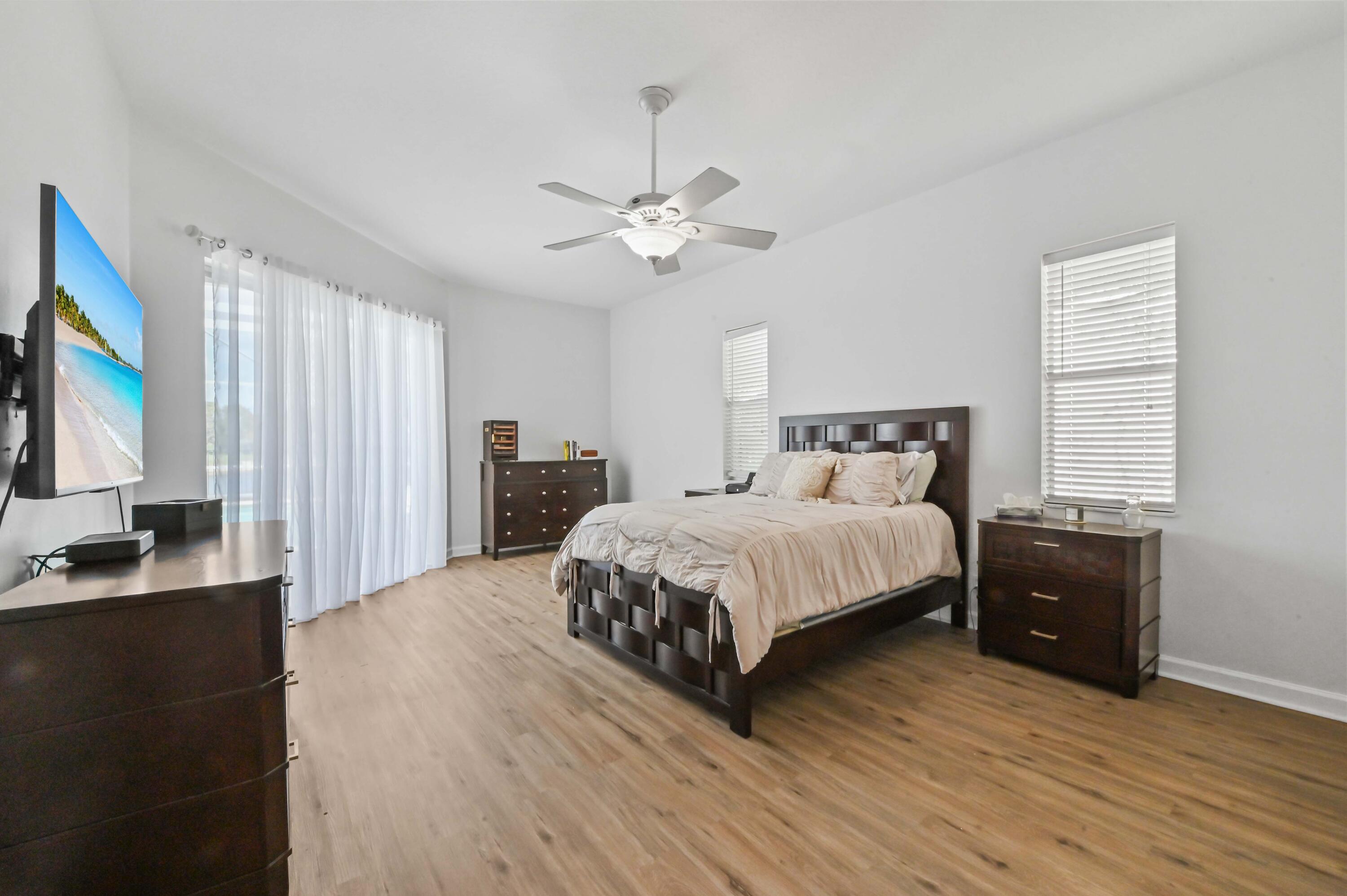 HAMILTON BAY - Residential