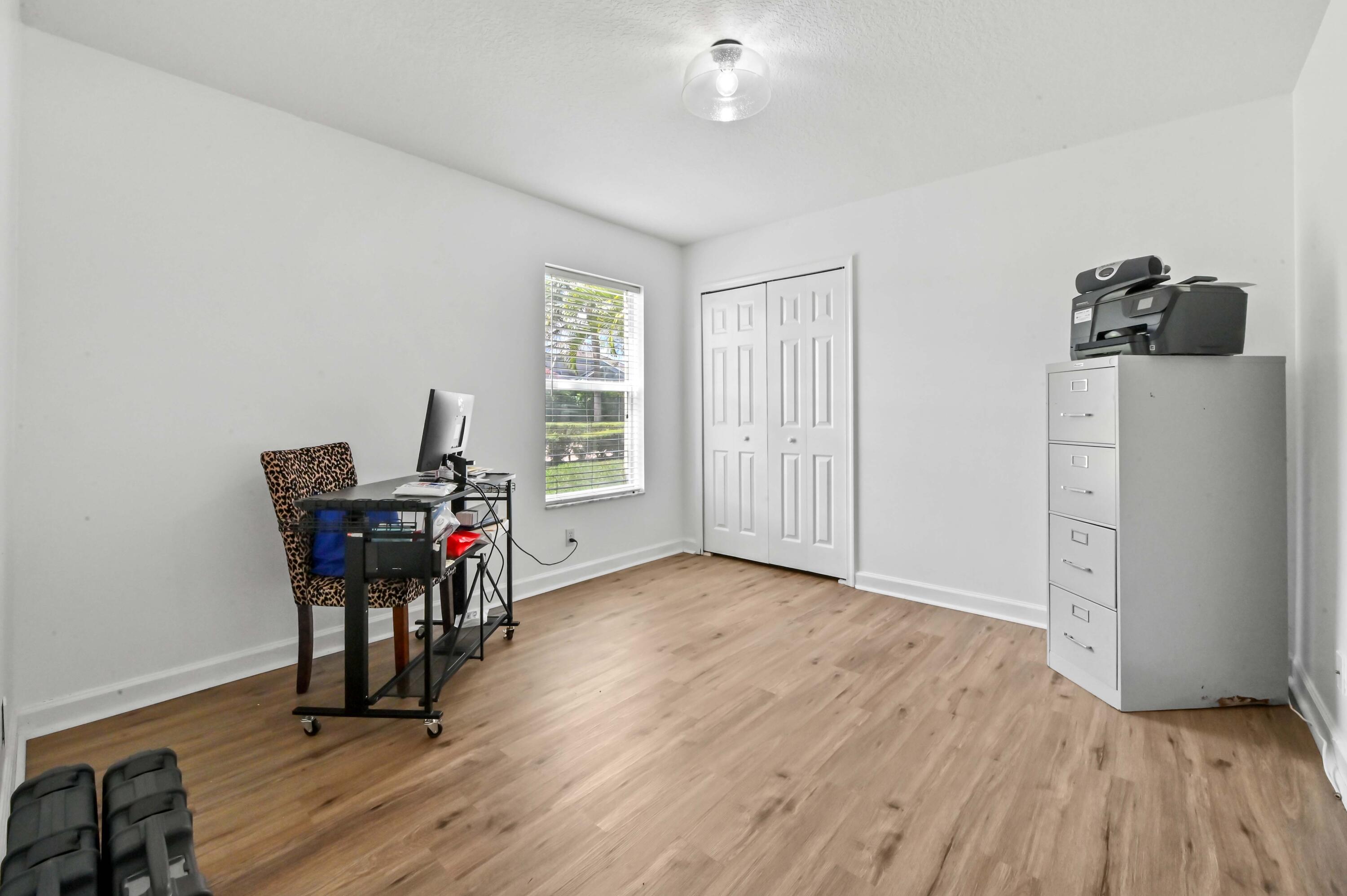 HAMILTON BAY - Residential